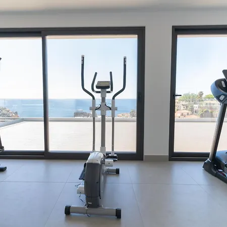 Enchanted Bay * Câmara de Lobos